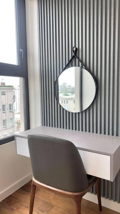 The Rixx Classic Apartment@d1/pool/gym/netflix/fun TP. Hồ Chí Minh