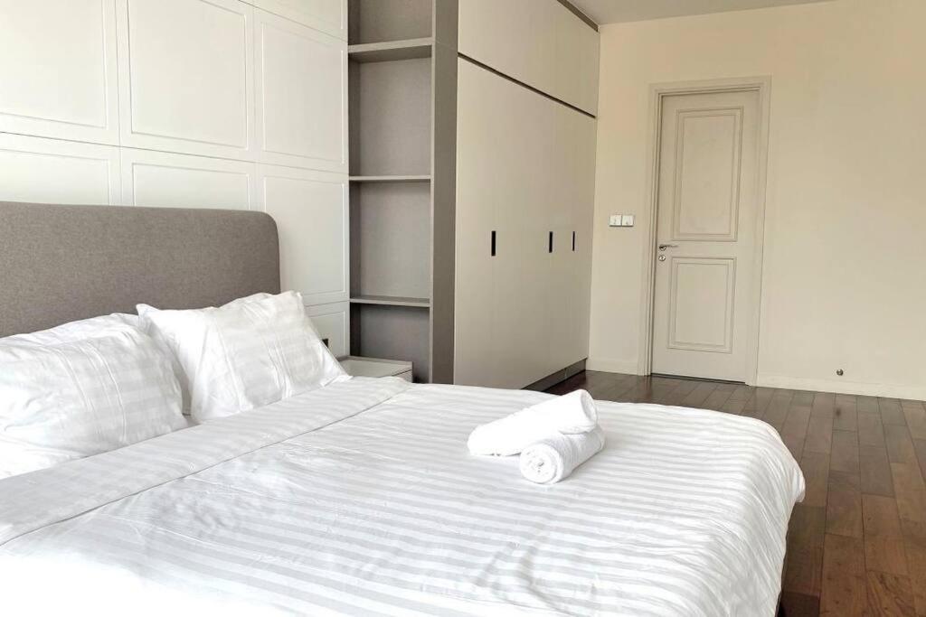 The Rixx Classic Apartment@d1/pool/gym/netflix/fun * TP. Hồ Chí Minh